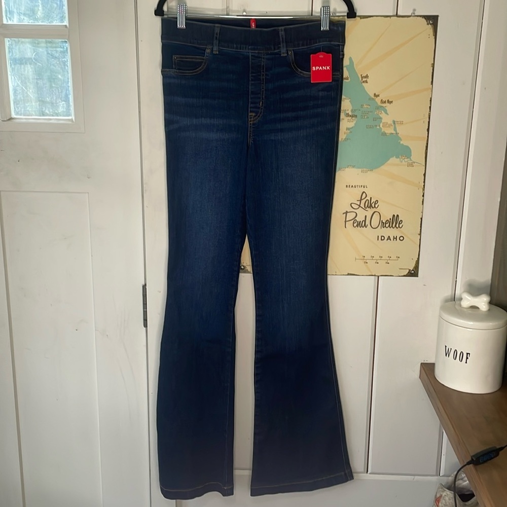 Spanx Flare Jeans - Like new 🖤